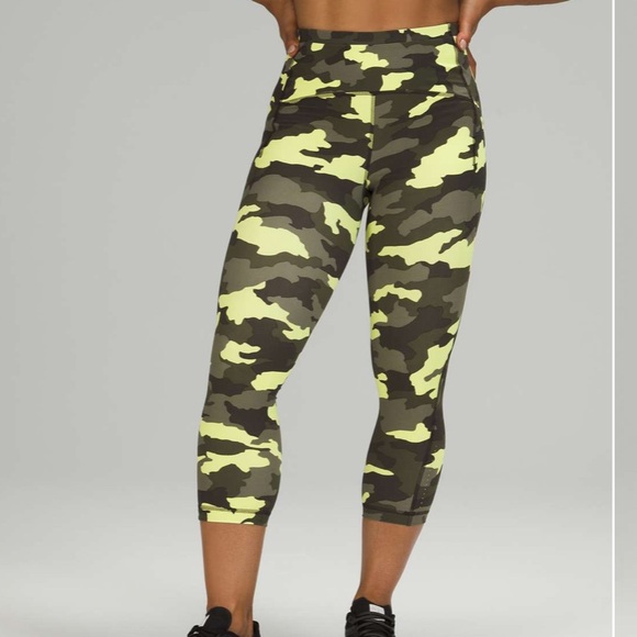 LULULEMON green camo Swift Speed High-Rise Crop - Picture 1 of 10